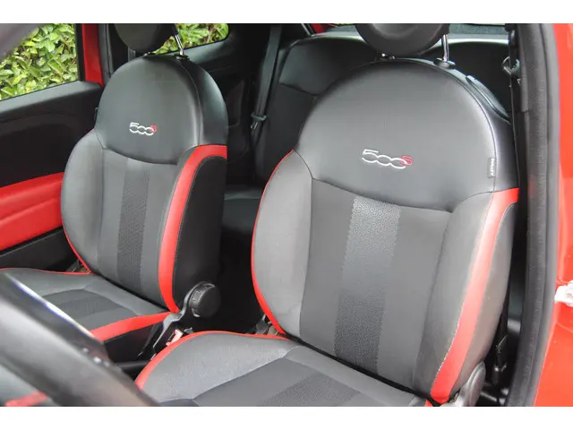 Fiat 500 0.9 TwinAir Lounge 2015 Benzine 9