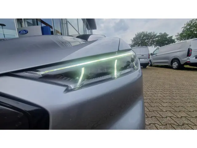 Ford Mustang Mach-E AWD 75 kWh 2021 Elektrisch 14
