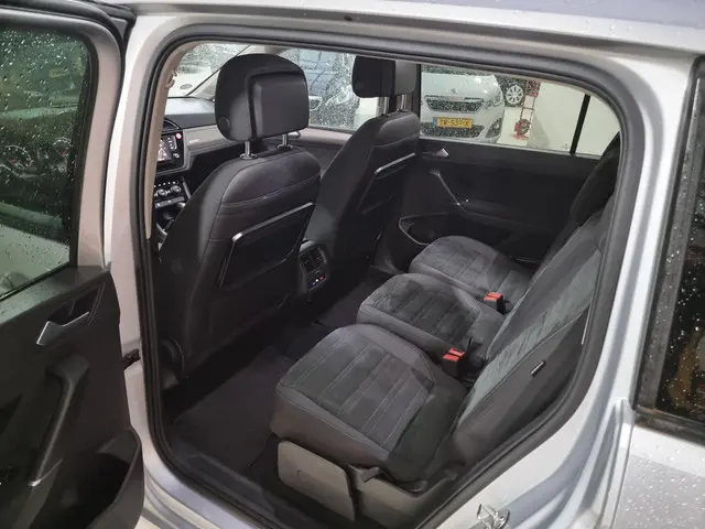 Volkswagen Touran 1.4 TSI Connected Series 2017 Benzine 5