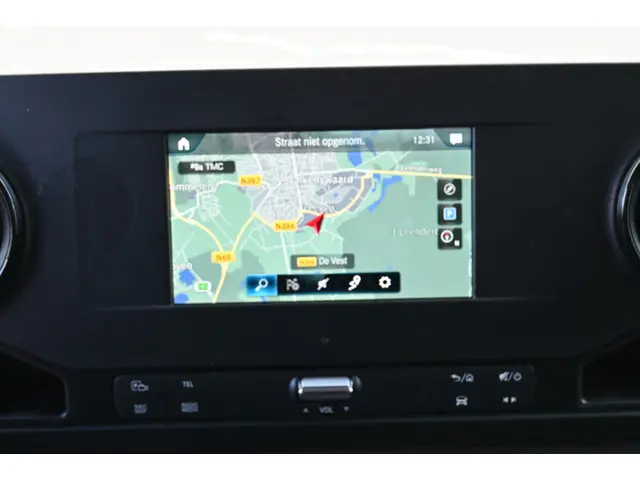 Mercedes-Benz Sprinter 317 CDI L3H2 2024 Diesel 8