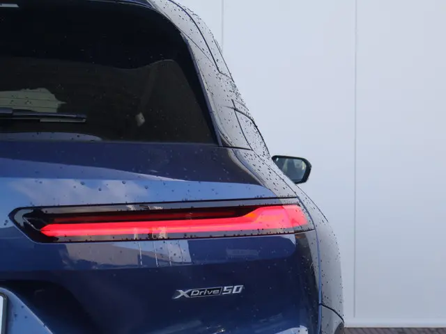 BMW iX xDrive50 High Executive 112 kWh 2022 Elektrisch 9