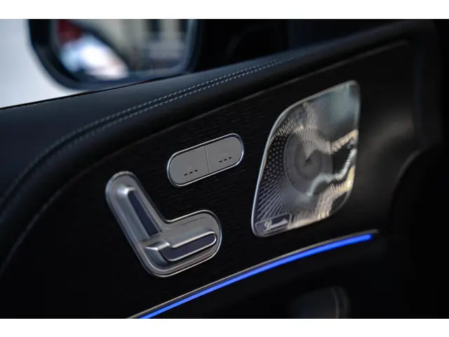 Mercedes-Benz GLE 580 Premium Plus 2022 Benzine 33