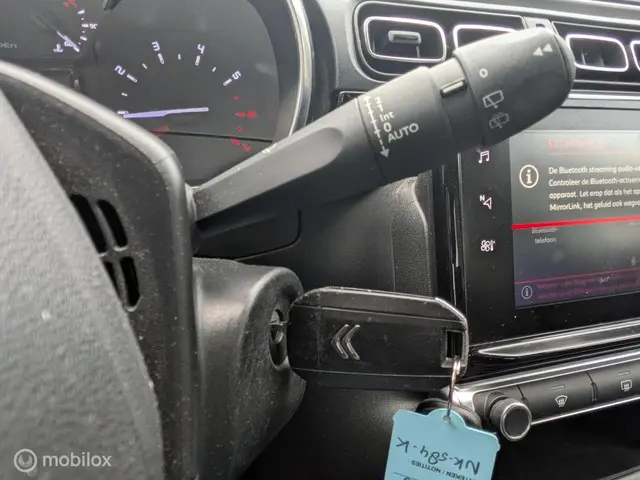 Citroën C3 1.2 PureTech Shine/ trekhhaak 2017 Benzine 19