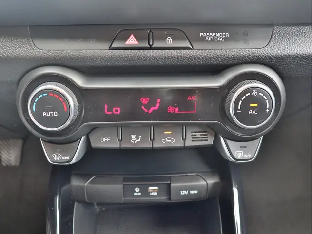 Kia Stonic 1.0 T-GDi ExecutiveLine 2018 Benzine 26