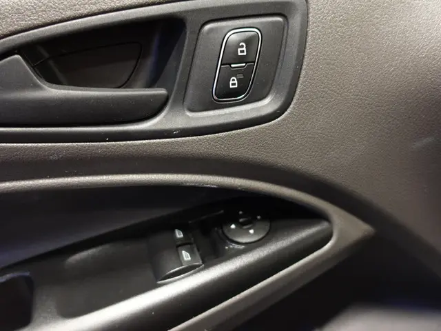 Ford Transit Connect 1.5 EcoBlue L1 Trend 2020 Diesel 9