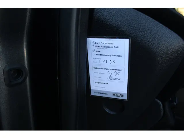 Ford C-MAX 1.0 Titanium 2017 Benzine 17