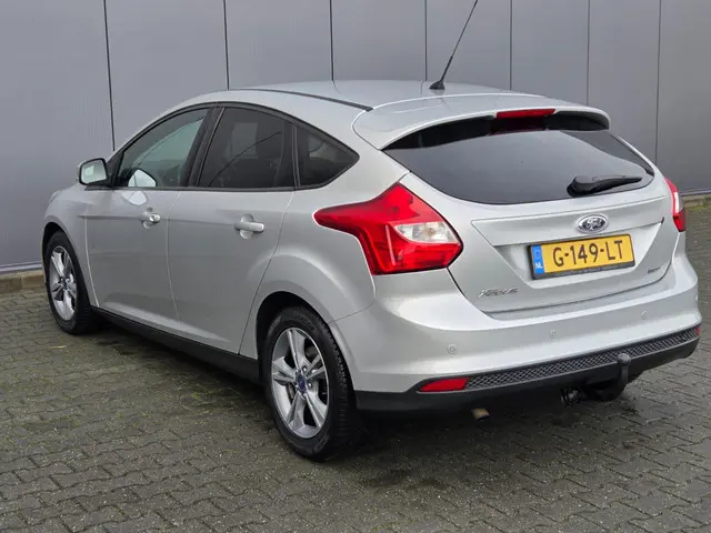 Ford Focus 1.0 EcoBoost Edition Plus 2014 Benzine 8