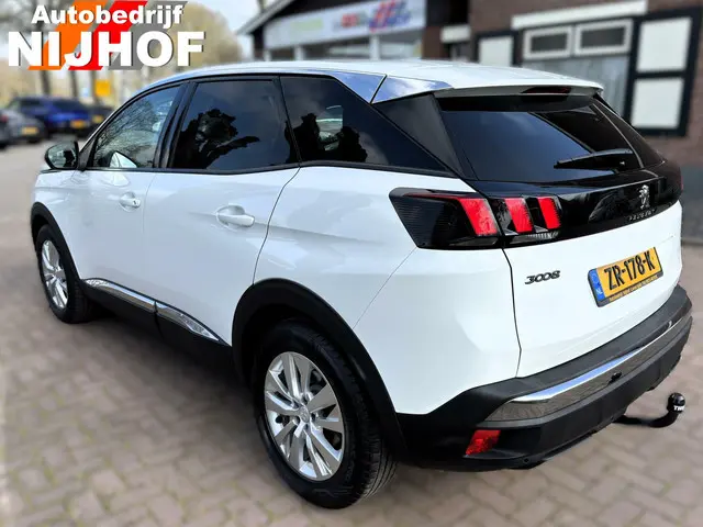 Peugeot 3008 1.2 PureTech Allure 2019 Benzine 6