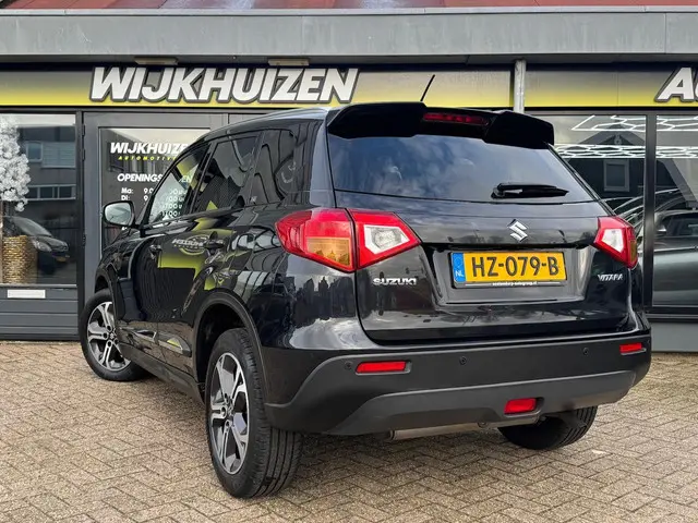 Suzuki Vitara 1.6 High Executive 2016 Benzine 5