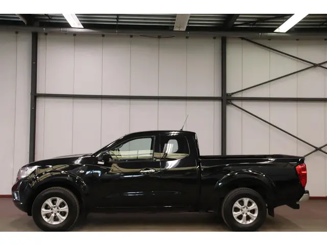 Nissan Navara 2.3 dCi PICK UP 4X4 2017 Diesel 13