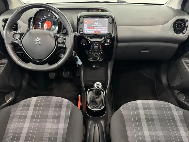 Peugeot 108 1.0 e-VTi Allure TOP! 2019 Benzine 10
