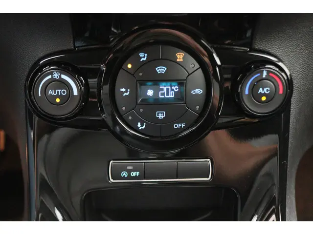 Ford Fiesta 1.0 EcoBoost Titanium 2013 Benzine 42