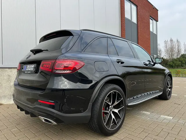 Mercedes-Benz GLC 300d 4MATIC AMG Pakket 2019 Diesel 11