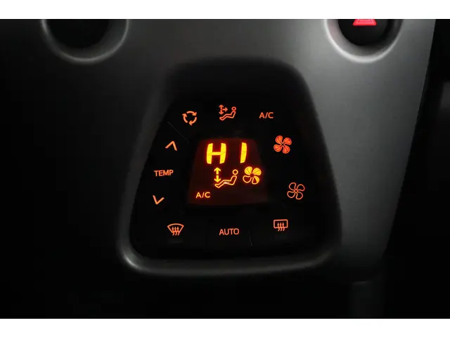 Toyota Aygo 1.0 VVT-i x-joy 2020 Benzine 7