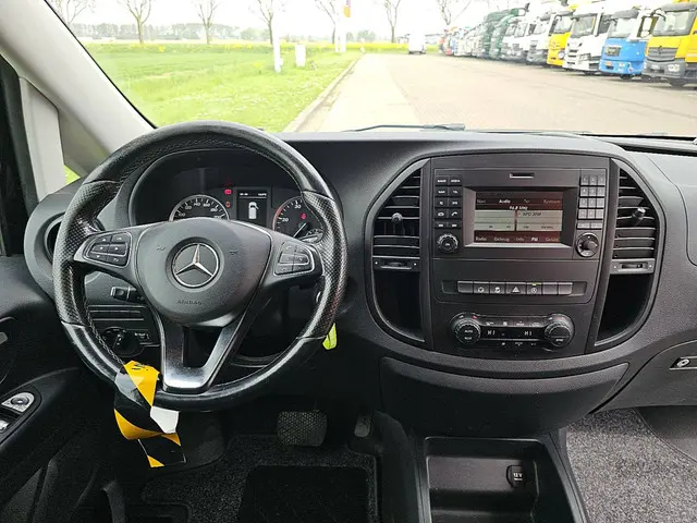 Mercedes-Benz Vito 114 2017 Diesel 8