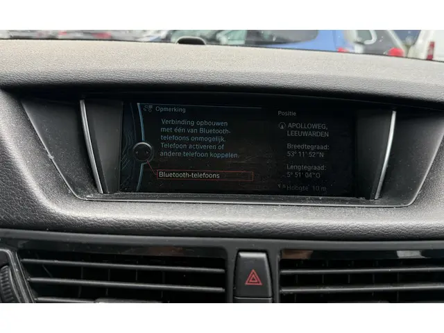 BMW X1 sDrive20i Executive 2015 Benzine 16