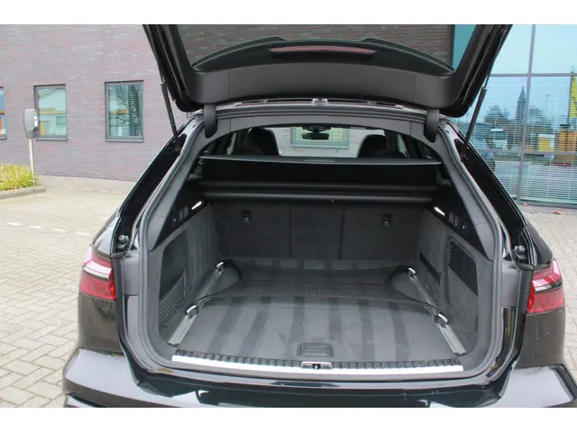 Audi RS6 A6 Avant TFSI quattro 2020 Hybride Benzine 28