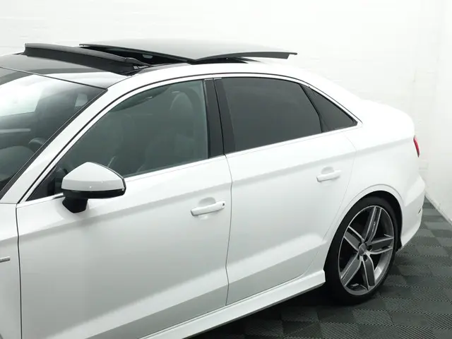 Audi A3 Limousine 1.4 TFSI S-line Aut- 2016 Benzine 34