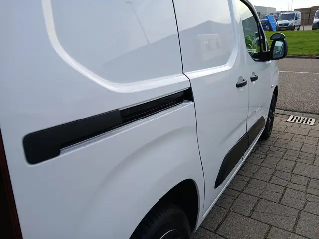 Peugeot Partner 1.5 BlueHDI Premium 2020 Diesel 6