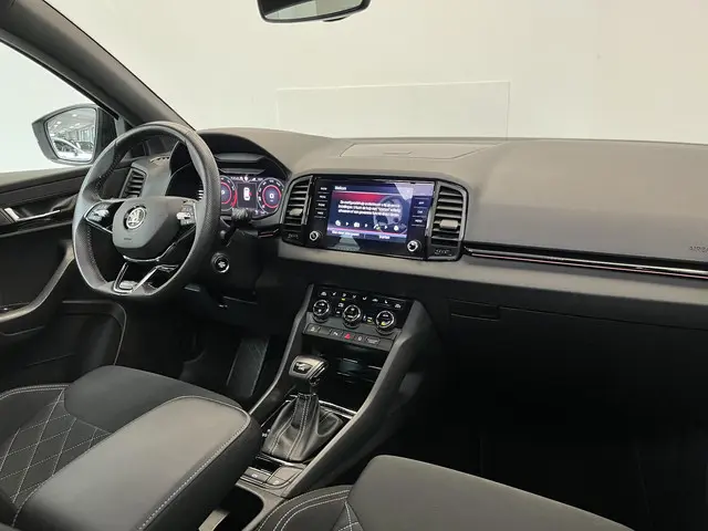 Škoda Karoq 1.5 TSI ACT Sportline 2020 Benzine 16