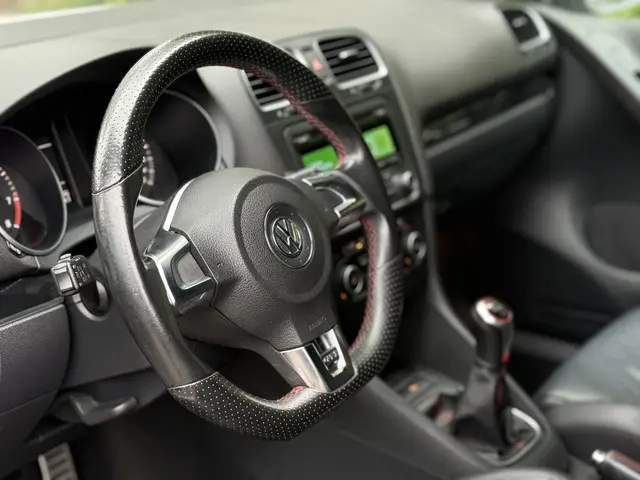 Volkswagen Golf 2.0 GTI 2012 Benzine 19