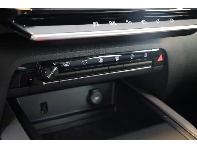 Citroën C5 Aircross PT 130 Shine 2019 Benzine 24