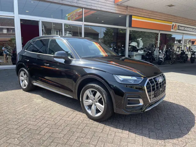 Audi Q5 45 TFSI S Line edition 2021 Benzine 4