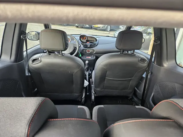 Renault Twingo 1.2 16V Dynamique 2013 Benzine 8