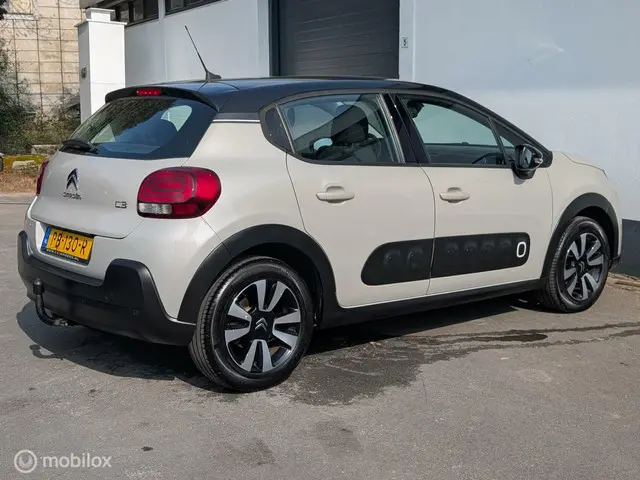 Citroën C3 1.2 PureTech S&S Shine 110PK! 2017 Benzine 6