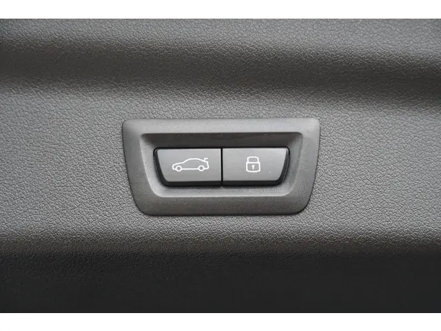 BMW X1 sDrive18i 2025 Benzine 7