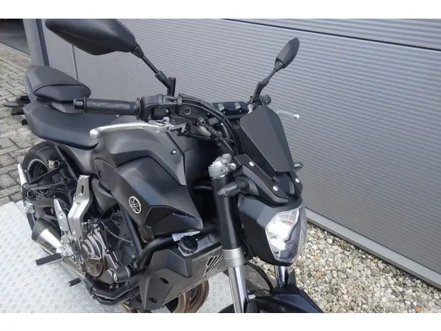 Yamaha MT 07 ABS 2015 Benzine 7