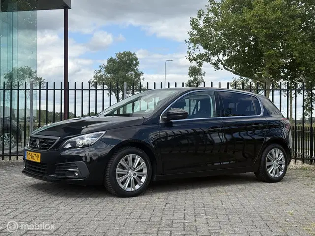 Peugeot 308 1.2|Pano|Carplay|Cruise 2017 Benzine 3