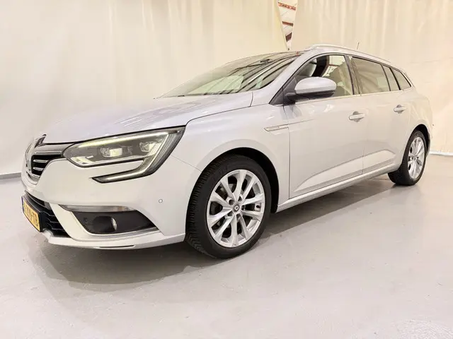 Renault Mégane SW 1.3 TCe 140 GT Line Aut 2019 Benzine 32
