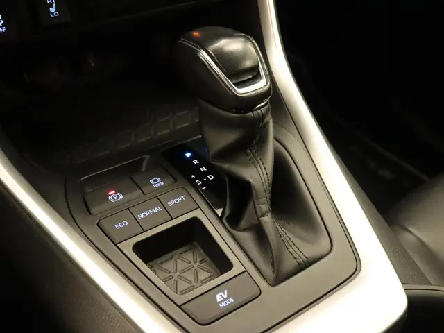 Toyota RAV4 2.5 Hybrid Active Plus 2020 Hybride Benzine 29