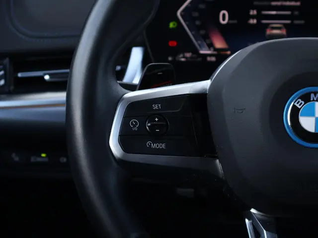 BMW X1 xDrive25e 2025 Hybride Benzine 18