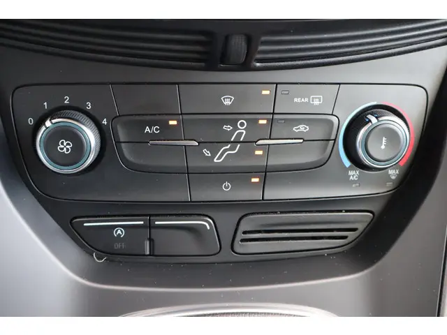 Ford C-MAX 1.0 Trend 2016 Benzine 8