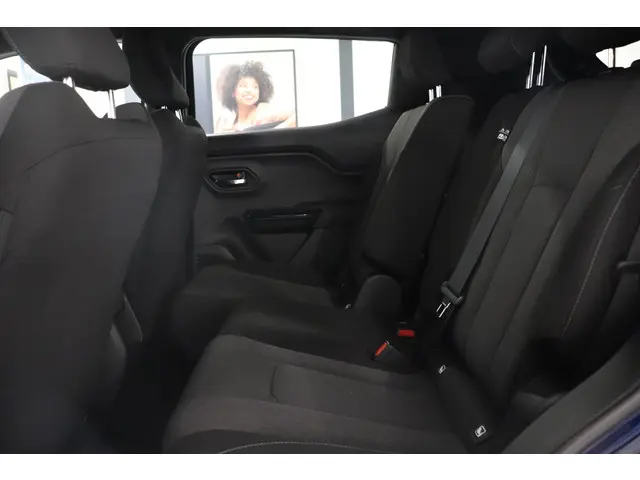 Toyota Urban Cruiser Dynamic 61 kWh, 2026 Elektrisch 10