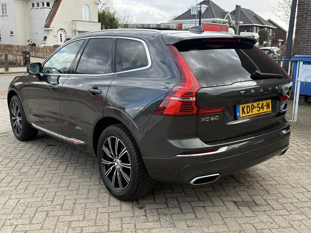 Volvo XC60 2.0 T5 Luxury-line 2018 Benzine 4