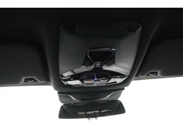 BMW iX2 xDrive30 67 kWh 2024 Elektrisch 25