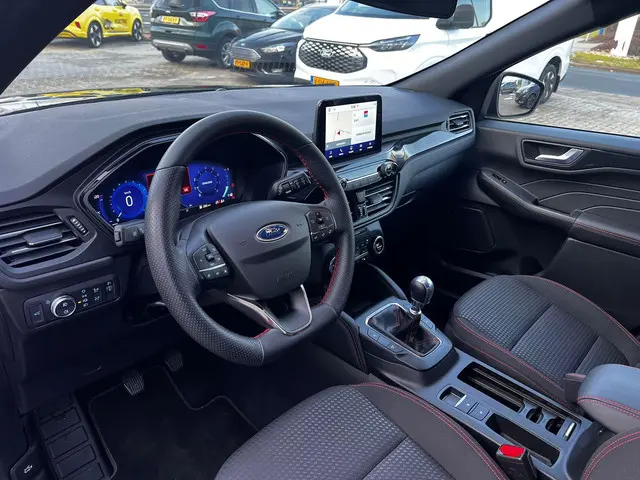 Ford Kuga 1.5 EcoBoost ST-Line 2022 Benzine 18