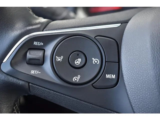 Opel Crossland 1.2 Edition 2022 Benzine 18