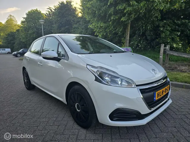 Peugeot 208 3