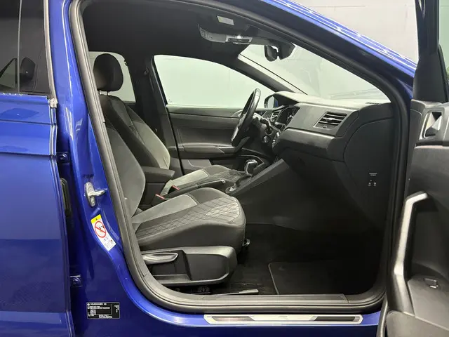 Volkswagen Polo 1.0 TSI R-Line Aut 2021 Benzine 8