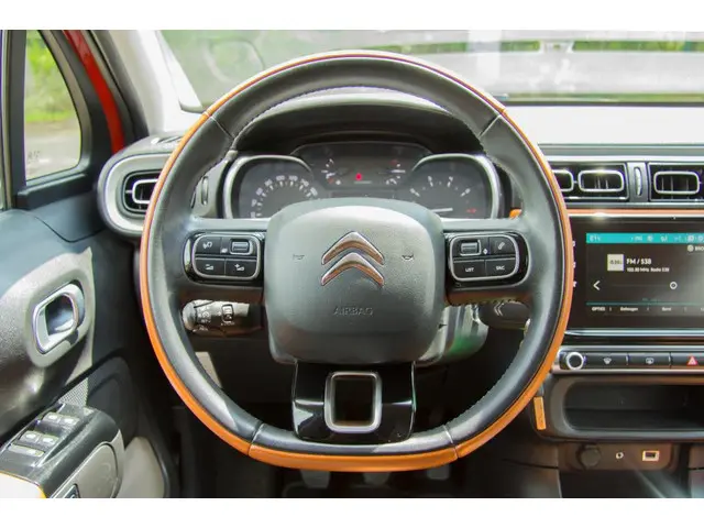 Citroën C3 1.2 PureTech Shine NWE DIST.RIEM 2017 Benzine 10