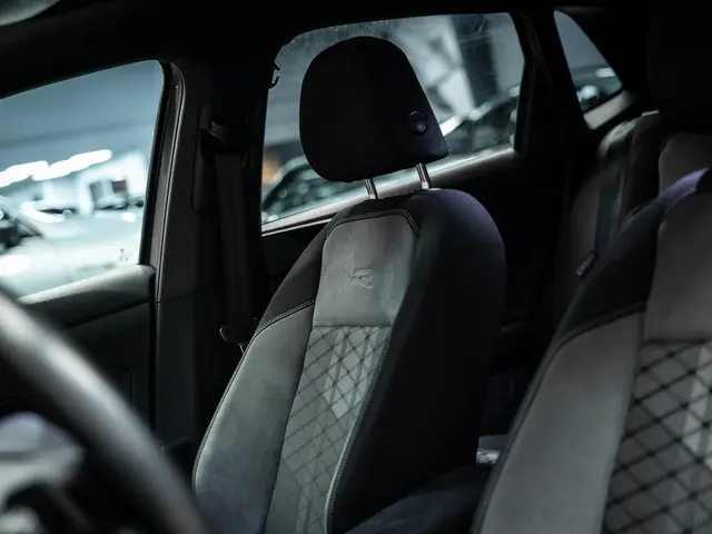 Volkswagen Polo 1.0 TSI R-Line Edition 2025 Benzine 23