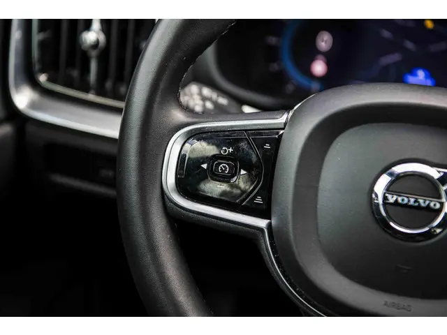 Volvo V60 2.0 B4 Plus Dark 2023 Benzine 27