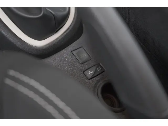 Renault Captur TCe 90 Limited 2018 Benzine 4