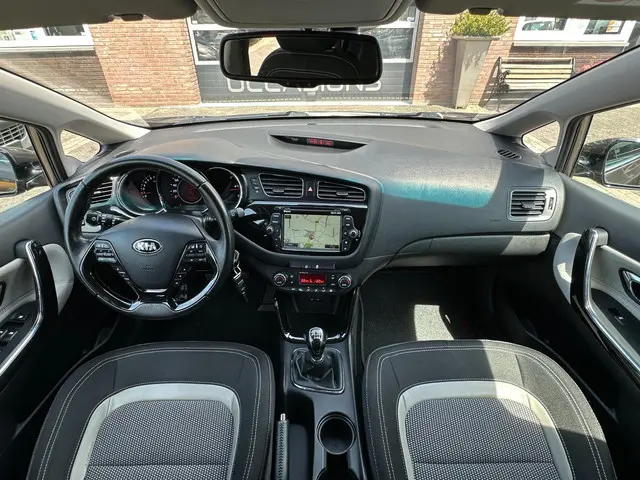 Kia cee'd Sportswagon 1.6 GDI BusinessLine 2014 Benzine 20