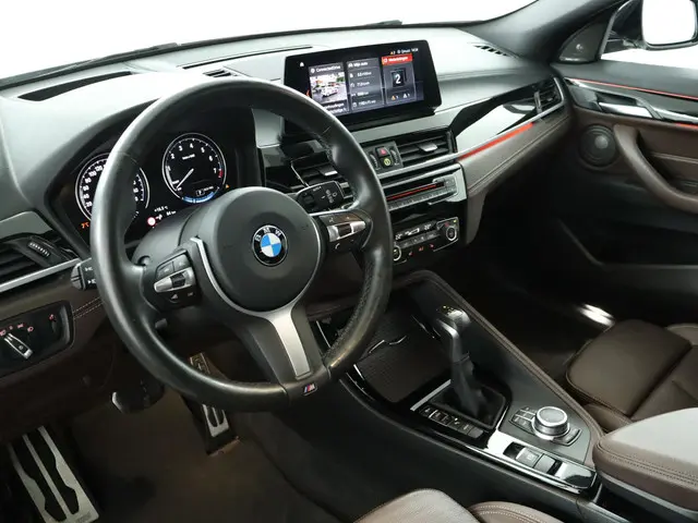 BMW X2 xDrive25e 2021 Hybride Benzine 64