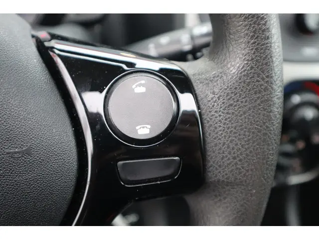 Peugeot 108 1.0 e-VTi ACTIVE-SKY 2014 Benzine 26